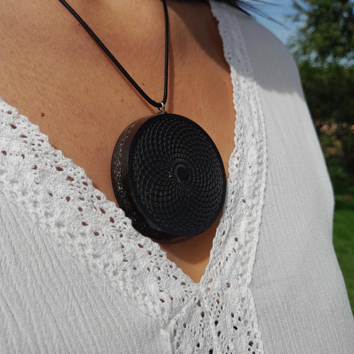 Colgante Orgonita Torus con Shunguita- Orgone Necklace