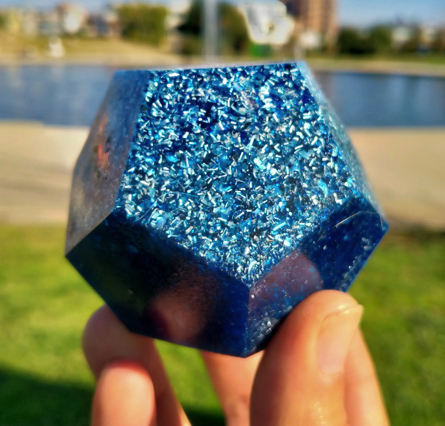 Dodecaedro Orgonita Azul- Tamaño Mediano - mundoorgon