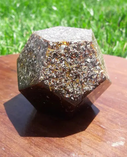 Dodecaedro Orgonita Color Caramelo- Dodecaedro Orgónico