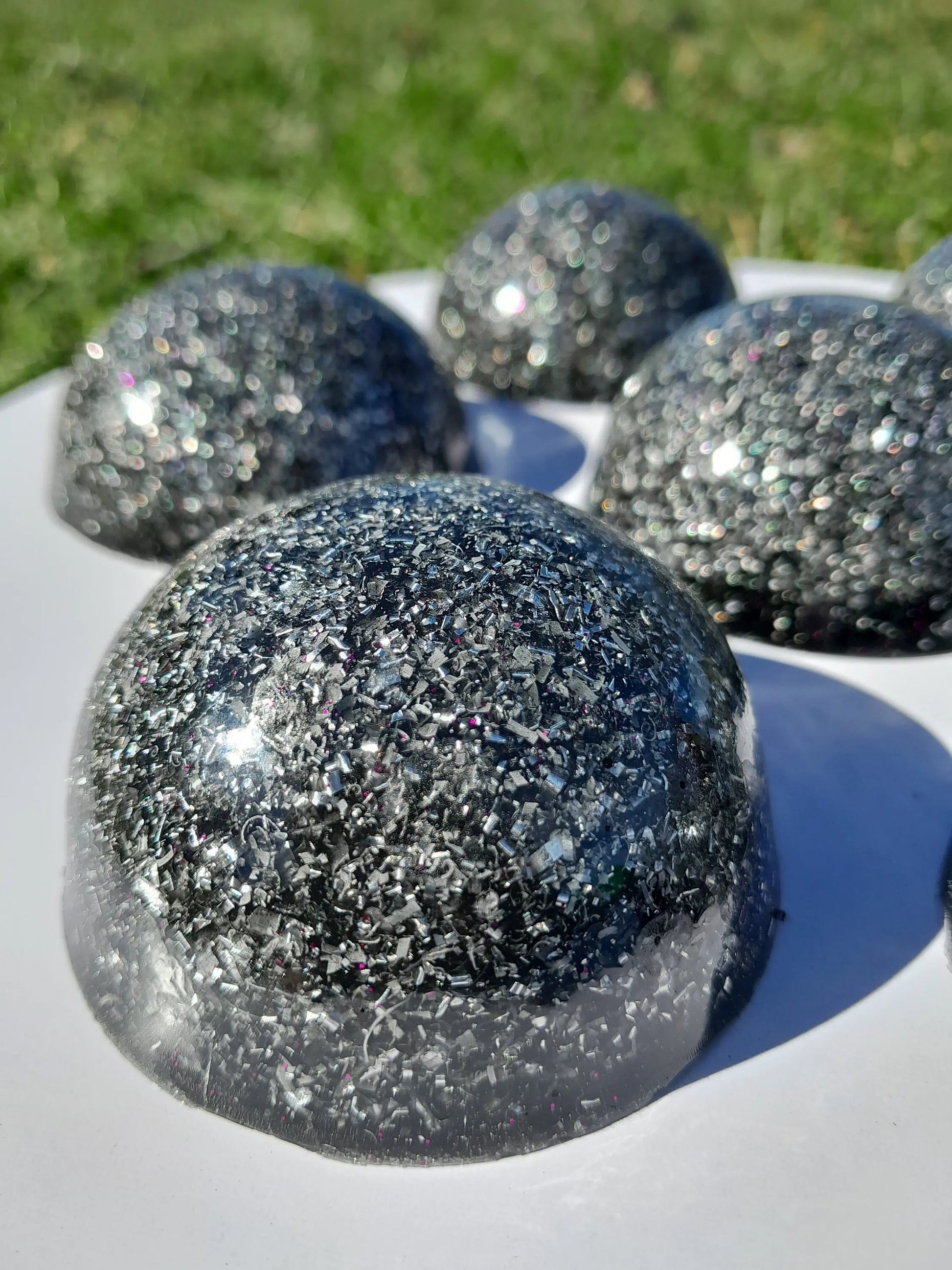 Orgonita Semiesfera con Shunguita - mundoorgon