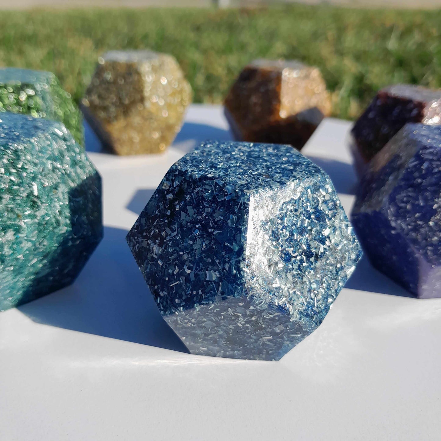 Pack 7 Chakras- 7 Mini Dodecaedros de Orgonita- Protector 5G- Armonizador Energía