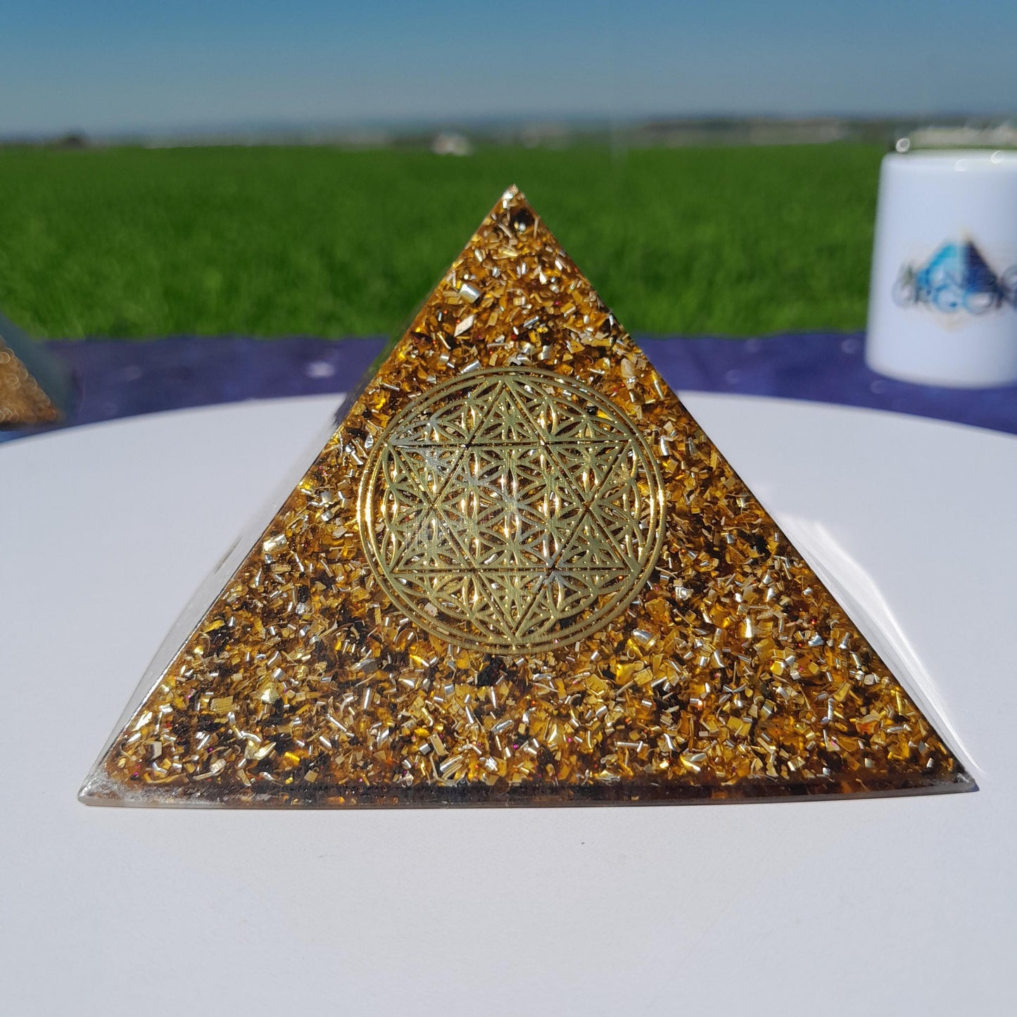 Pirámide Orgonita Flor de la Vida con Estrella de 6 Puntas- 90mm de Base- Orgone Pyramid