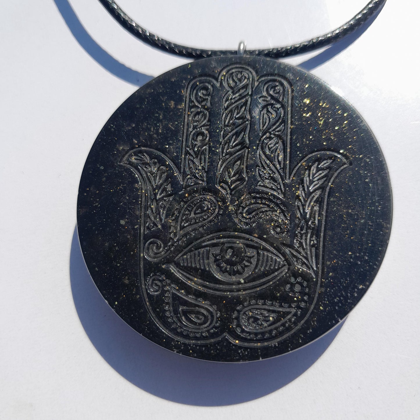 Colgante Orgonita Mano de Fátima con Shunguita- Ornone Necklace