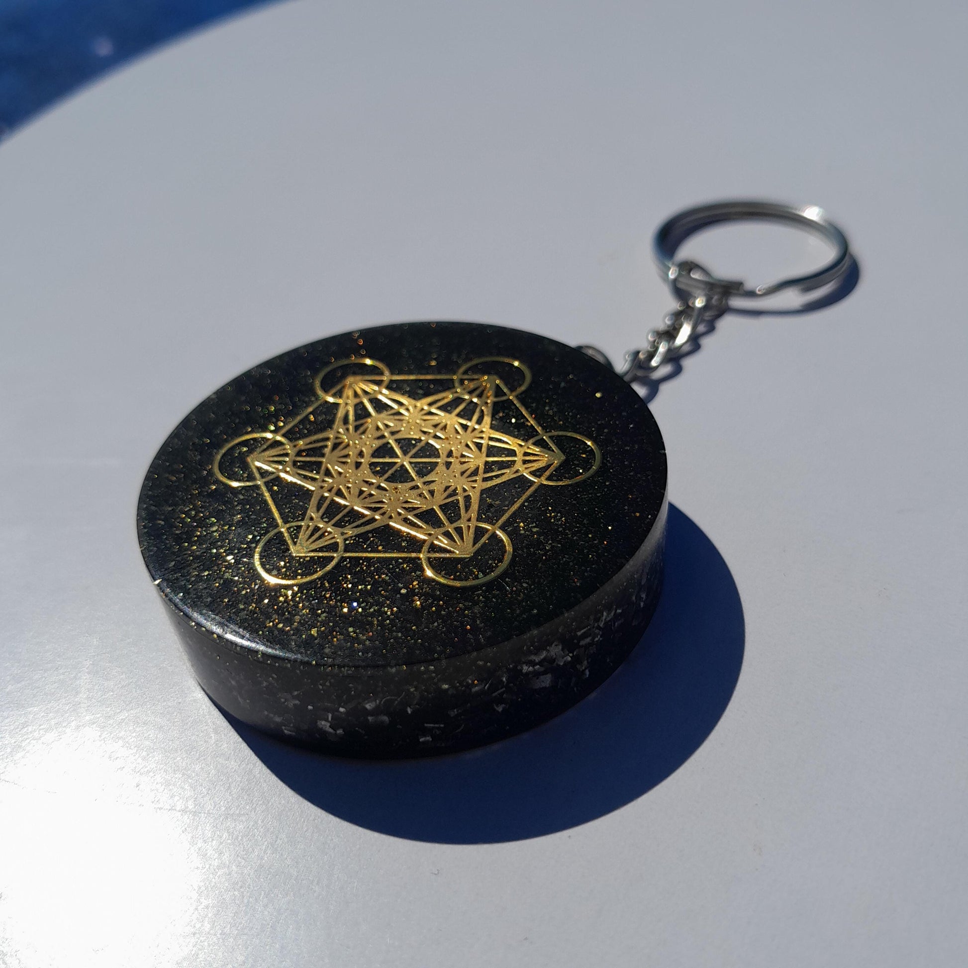 Llavero Orgonita Cubo de Metatron con Shunguita- Orgone Keychain