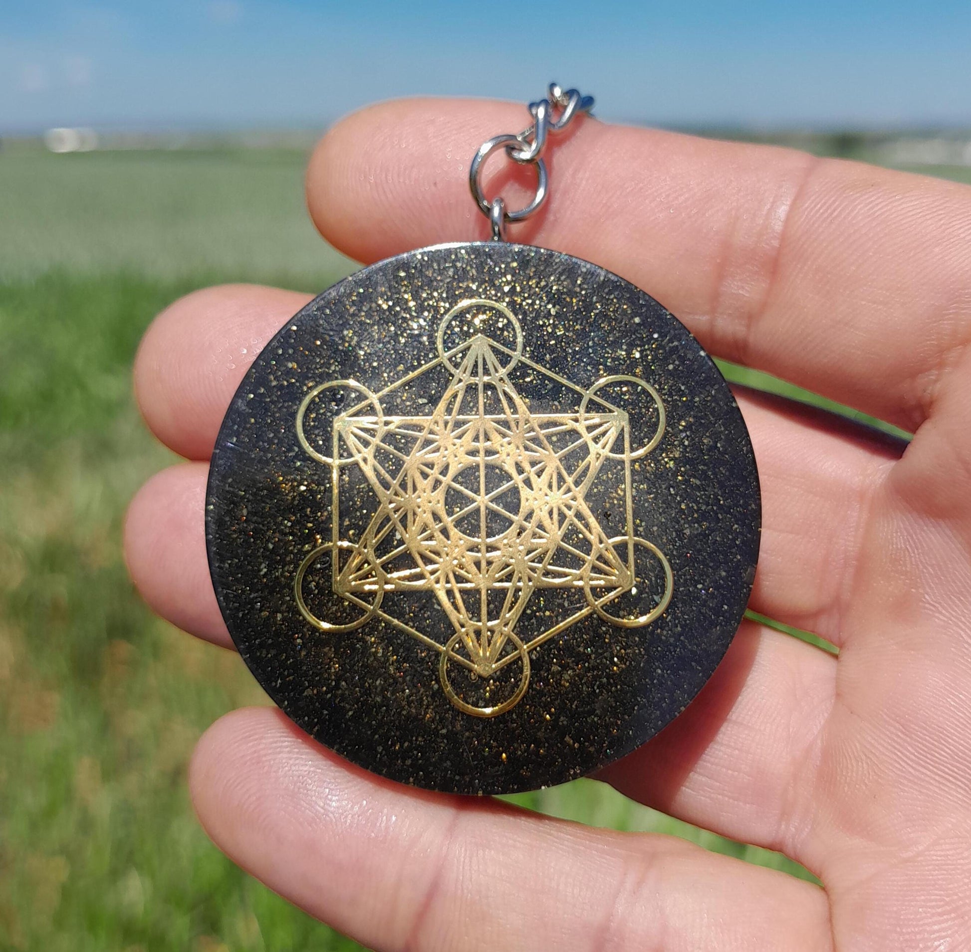 Llavero Orgonita Cubo de Metatron con Shunguita- Orgone Keychain
