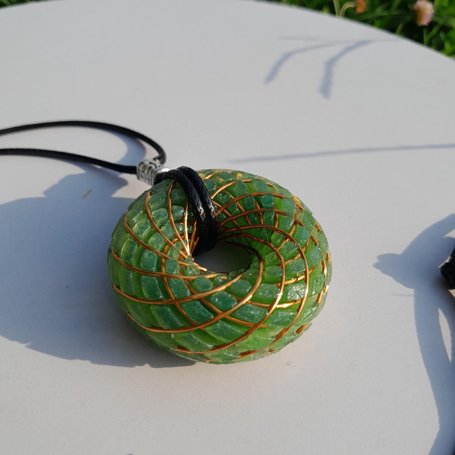 Bobina Torus Rodin Azul con Aventurina Verde- 50mm- Generador de Ondas de Vórtice