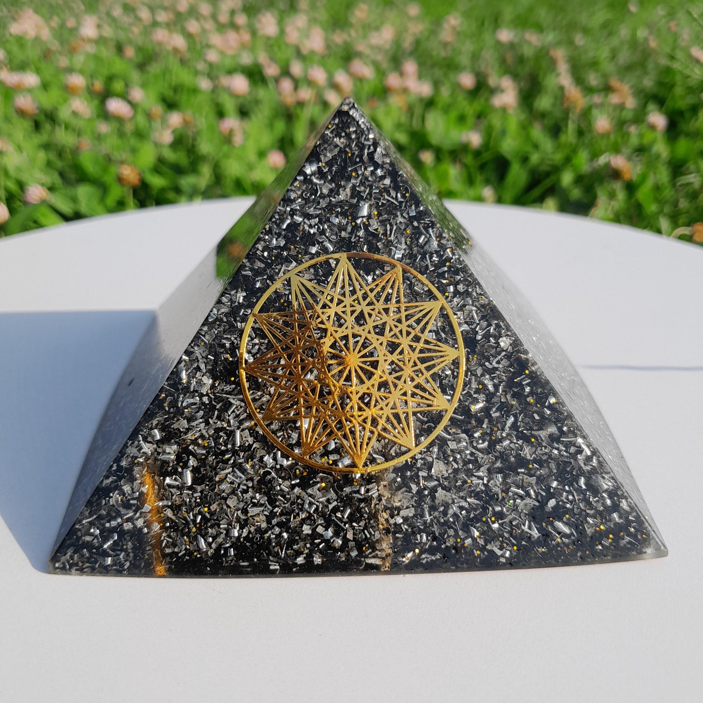 Pirámide Orgonita Metatron- 90mm de Base