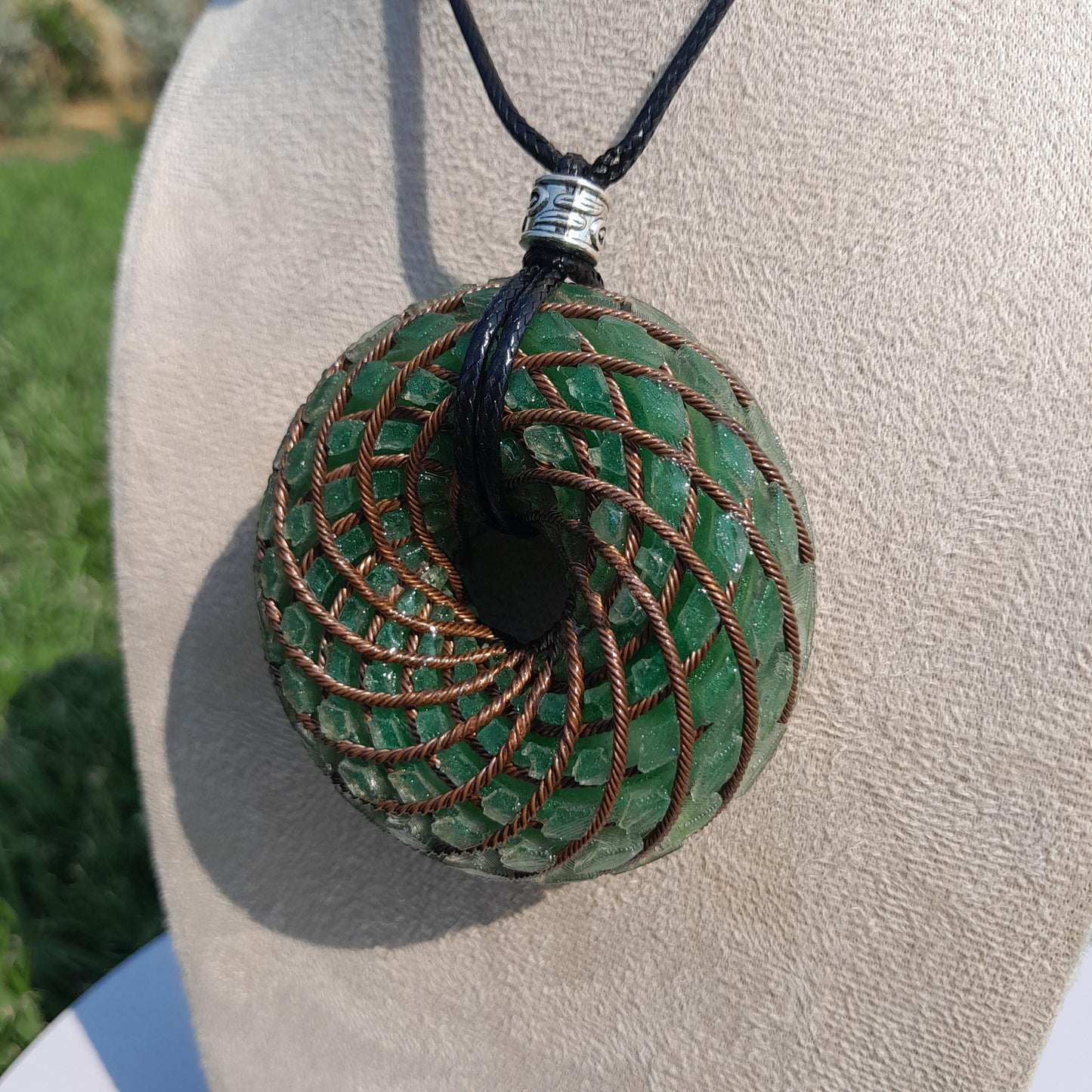 Bobina Rodin Chips de Aventurina Verde- Generador de Ondas de Vórtice- Energía Toroidal | Protección EMF | Joyería Energética Hecha a Mano