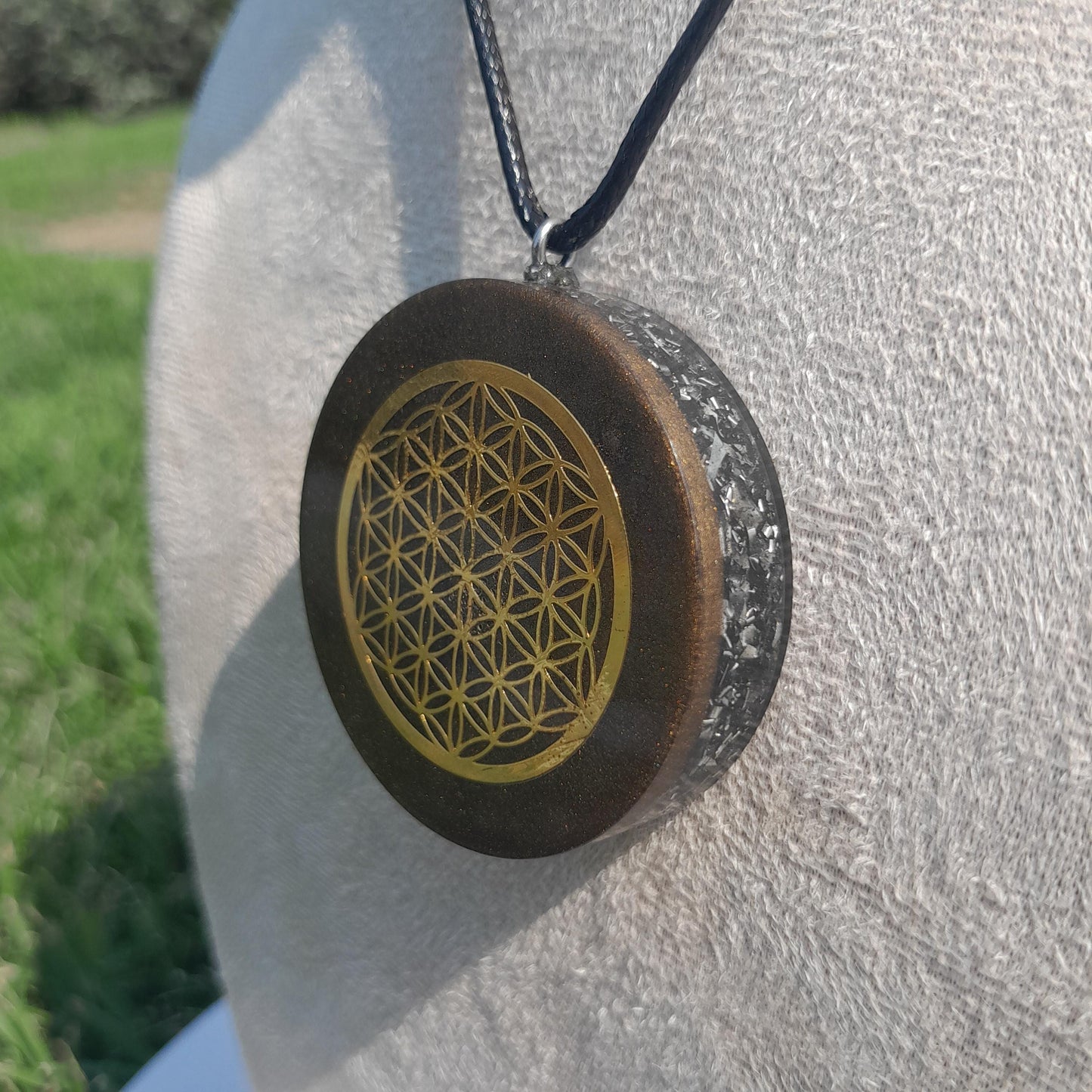 Colgante Orgonita Flor de la Vida con Shungita| Protección 5G, EMF, Energía Orgone, Hecho a Mano