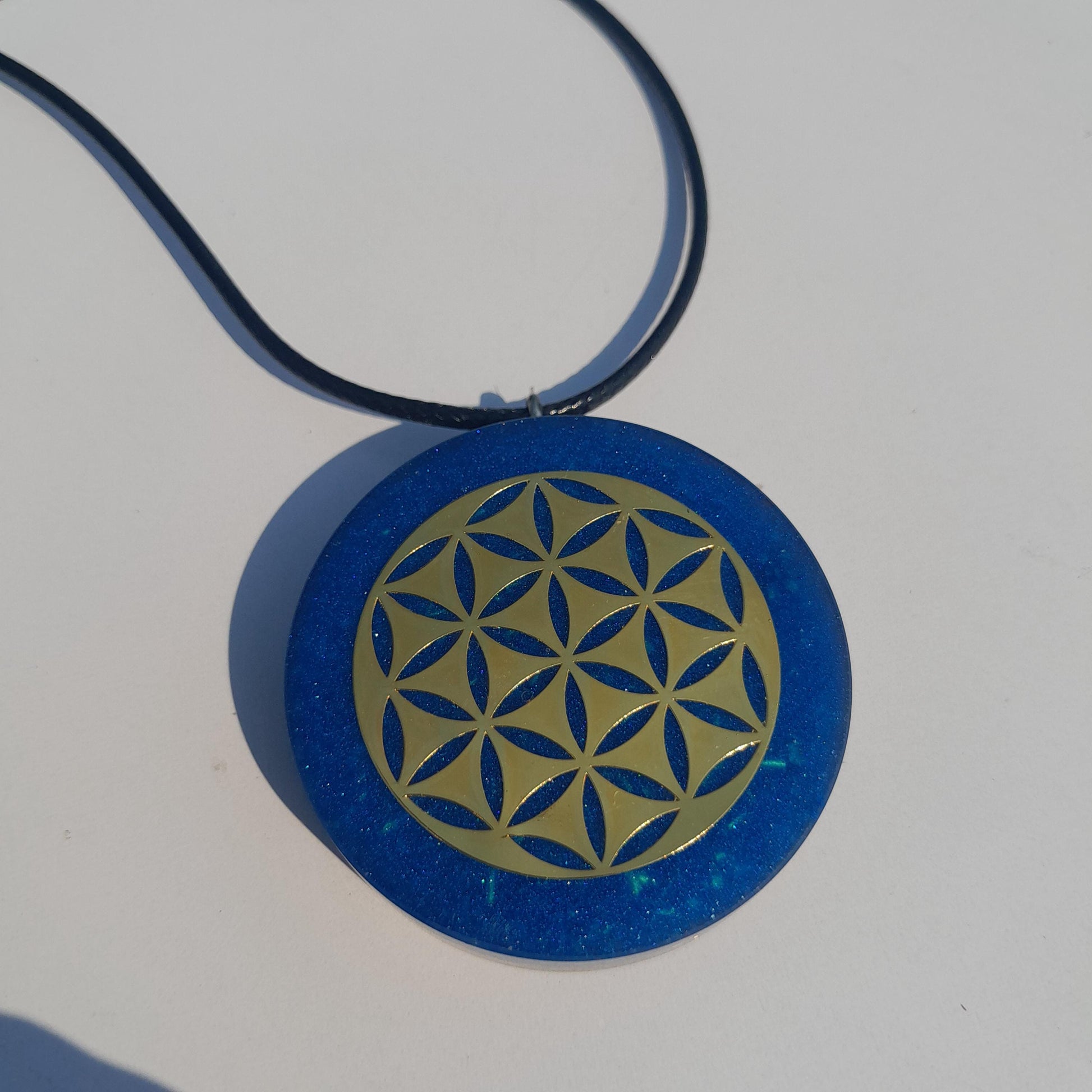 Colgante Orgonita Flor de la Vida Azul | Shungita- Protección 5G, EMF, Energía Orgone, Hecho a Mano