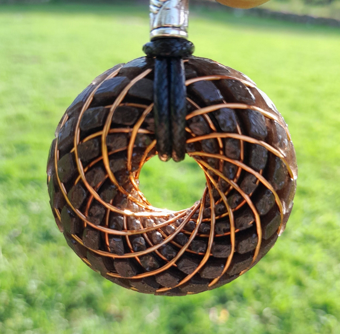 Bobina Torus Rodin Azul con Shungit- 50mm- Generador de Ondas de Vórtice