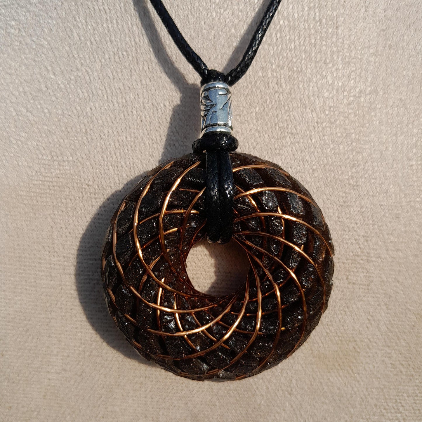 Bobina Torus Rodin Azul con Shungit- 50mm- Generador de Ondas de Vórtice