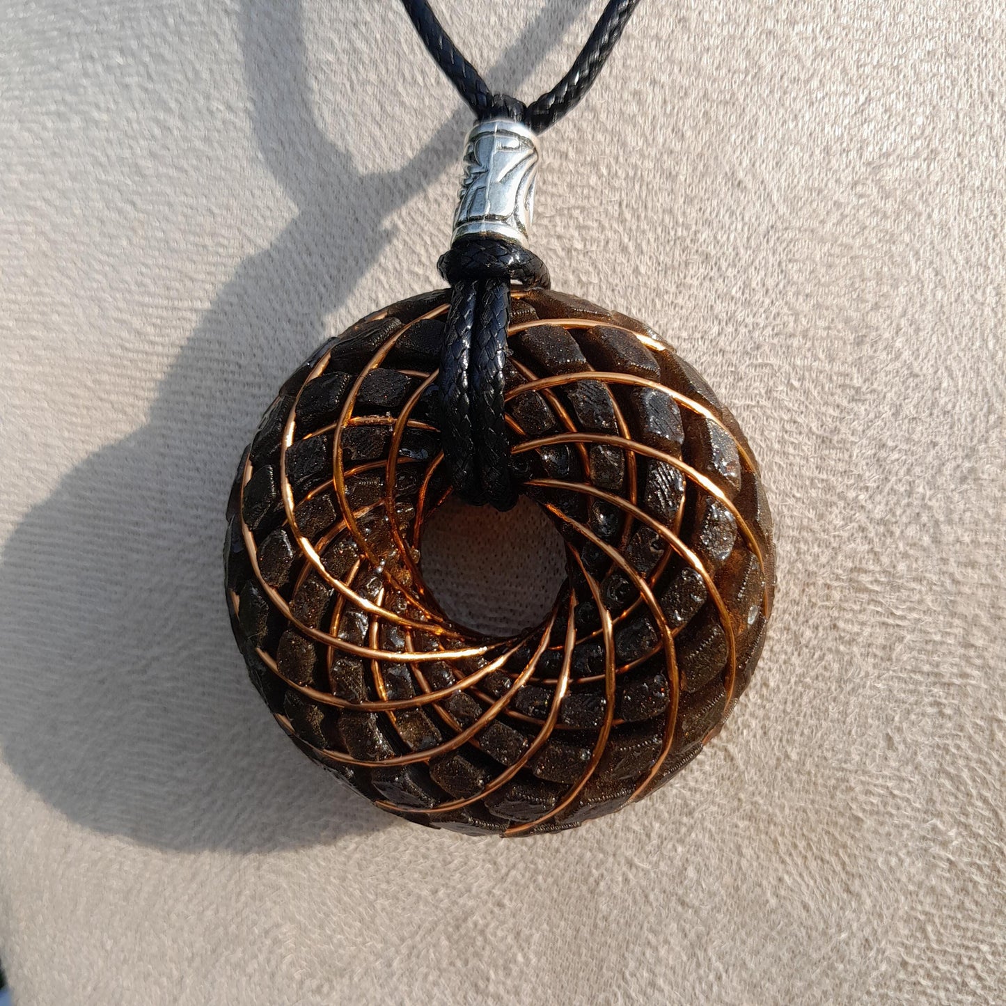 Bobina Torus Rodin Azul con Shungit- 50mm- Generador de Ondas de Vórtice