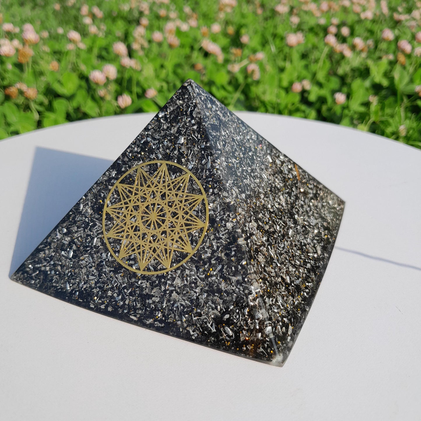 Pirámide Orgonita Metatron- 90mm de Base