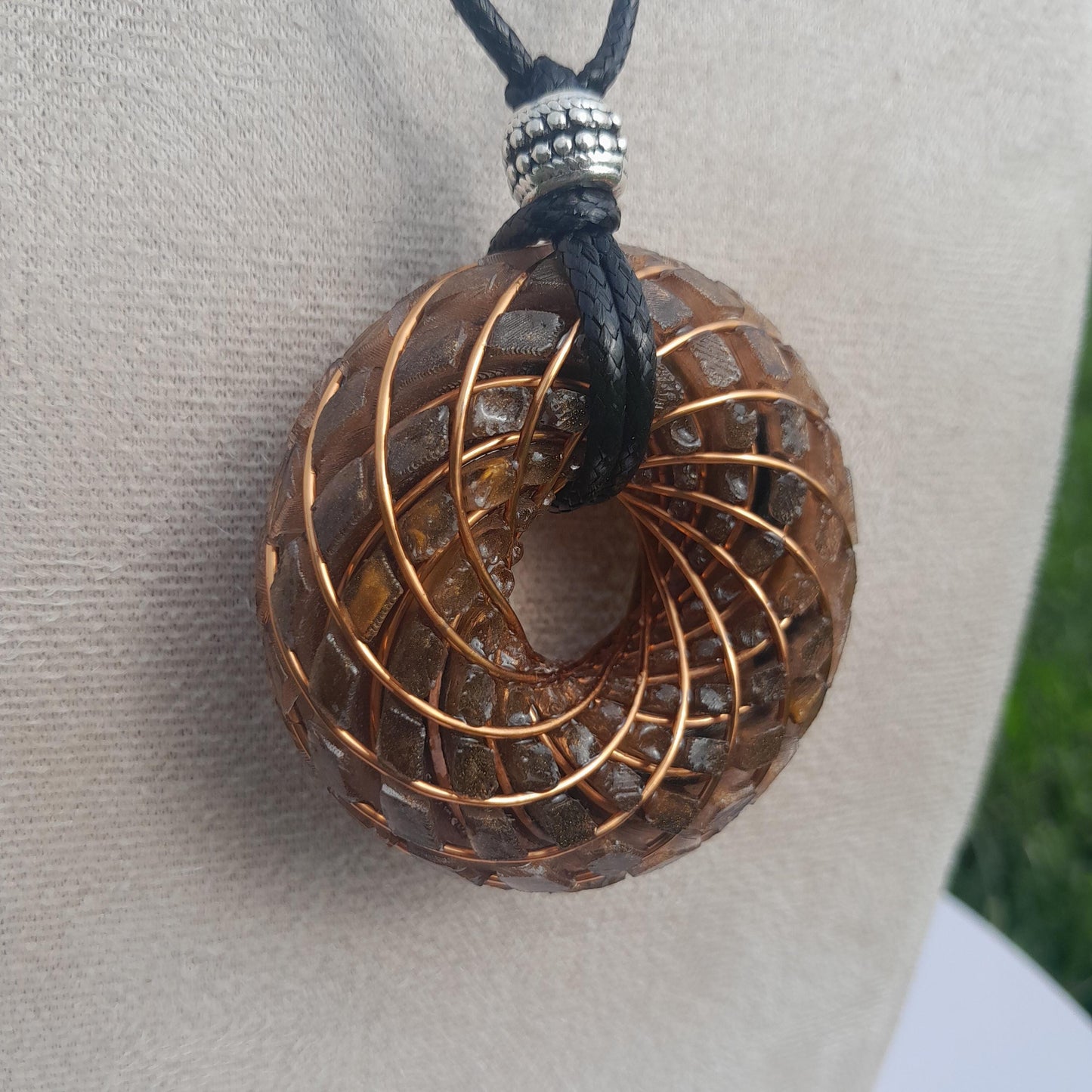 Bobina Torus Rodin con Ojo de Tigre y Shungita- 50mm- Generador de Ondas de Vórtice