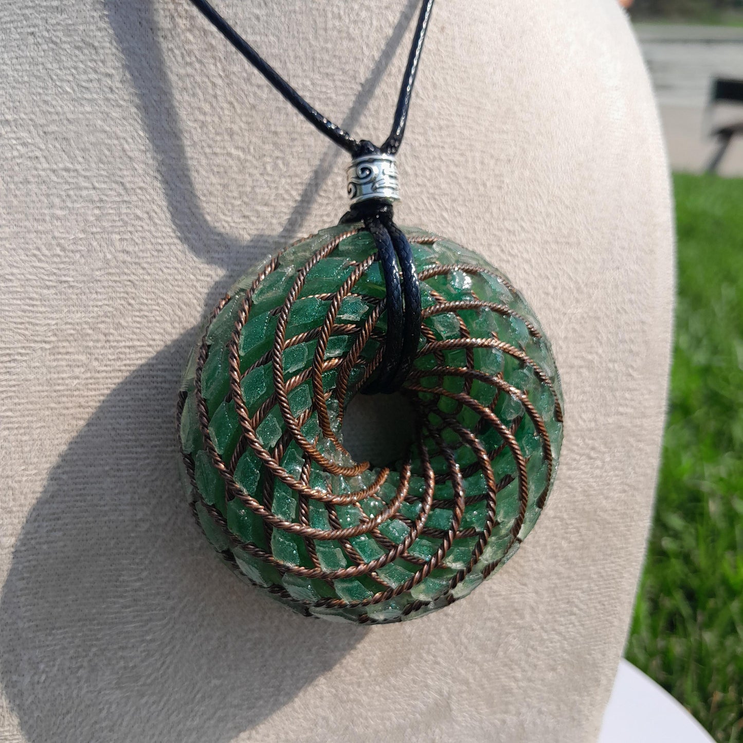 Bobina Rodin Chips de Aventurina Verde- Generador de Ondas de Vórtice- Energía Toroidal | Protección EMF | Joyería Energética Hecha a Mano
