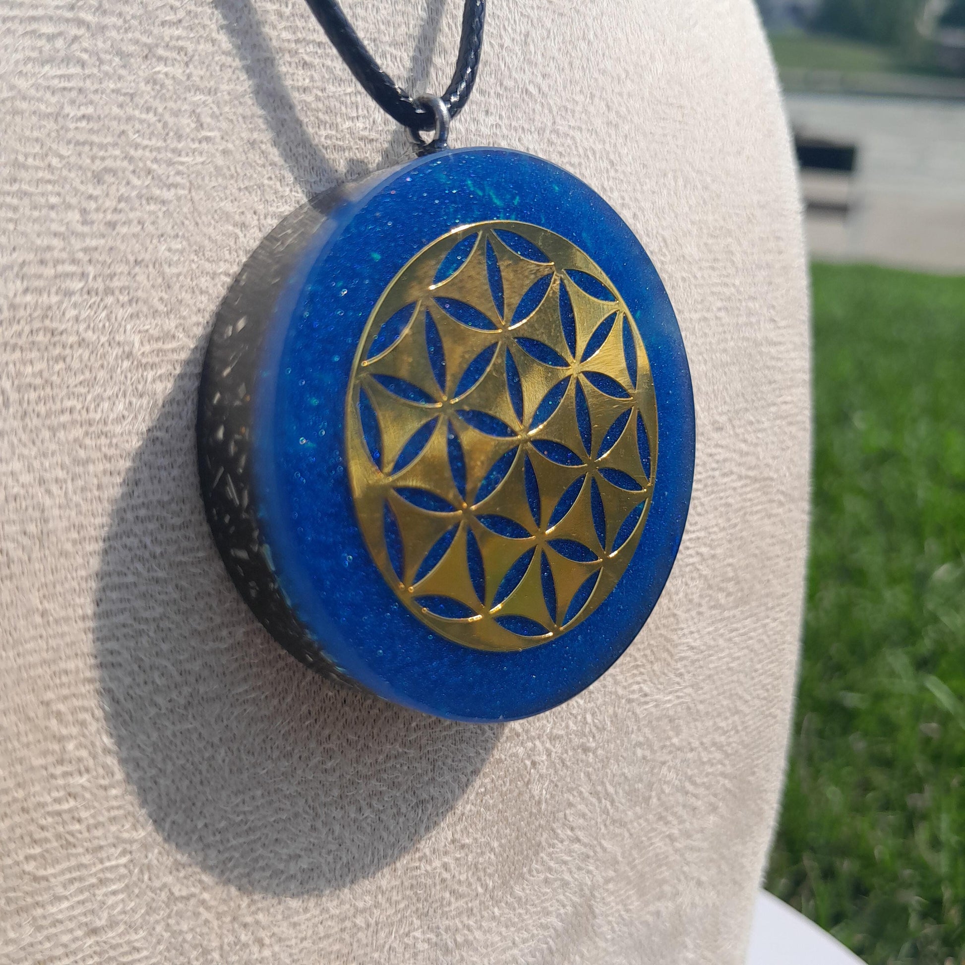 Colgante Orgonita Flor de la Vida Azul | Shungita- Protección 5G, EMF, Energía Orgone, Hecho a Mano