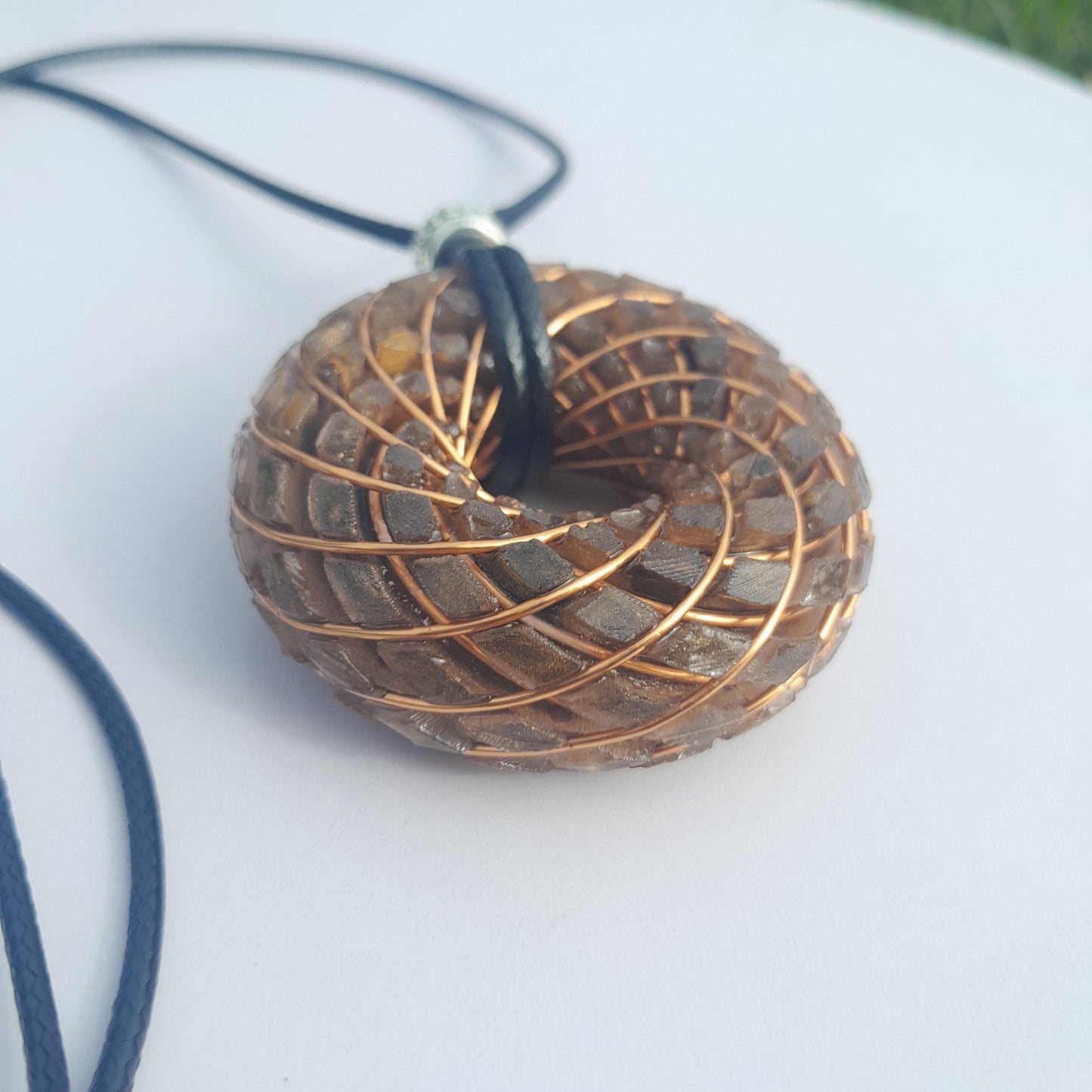 Bobina Torus Rodin con Ojo de Tigre y Shungita- 50mm- Generador de Ondas de Vórtice