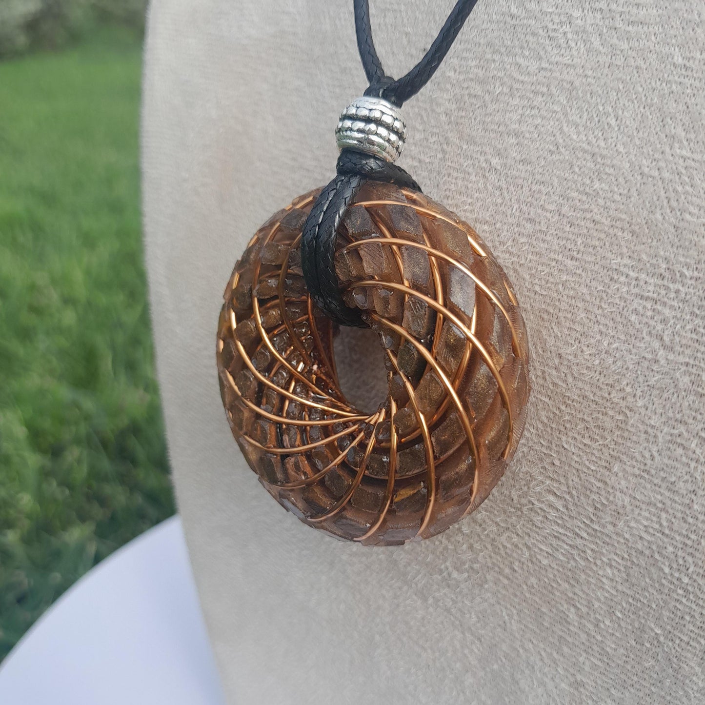 Bobina Torus Rodin con Ojo de Tigre y Shungita- 50mm- Generador de Ondas de Vórtice