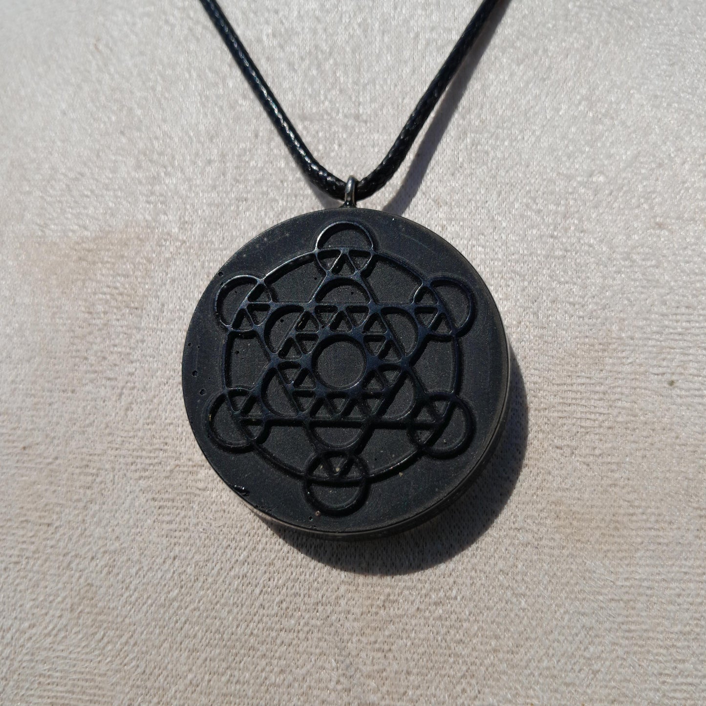 Colgante Orgonita Metatron- Protección 5G- Orgone Necklace- Amuleto Energético Hecho a Mano