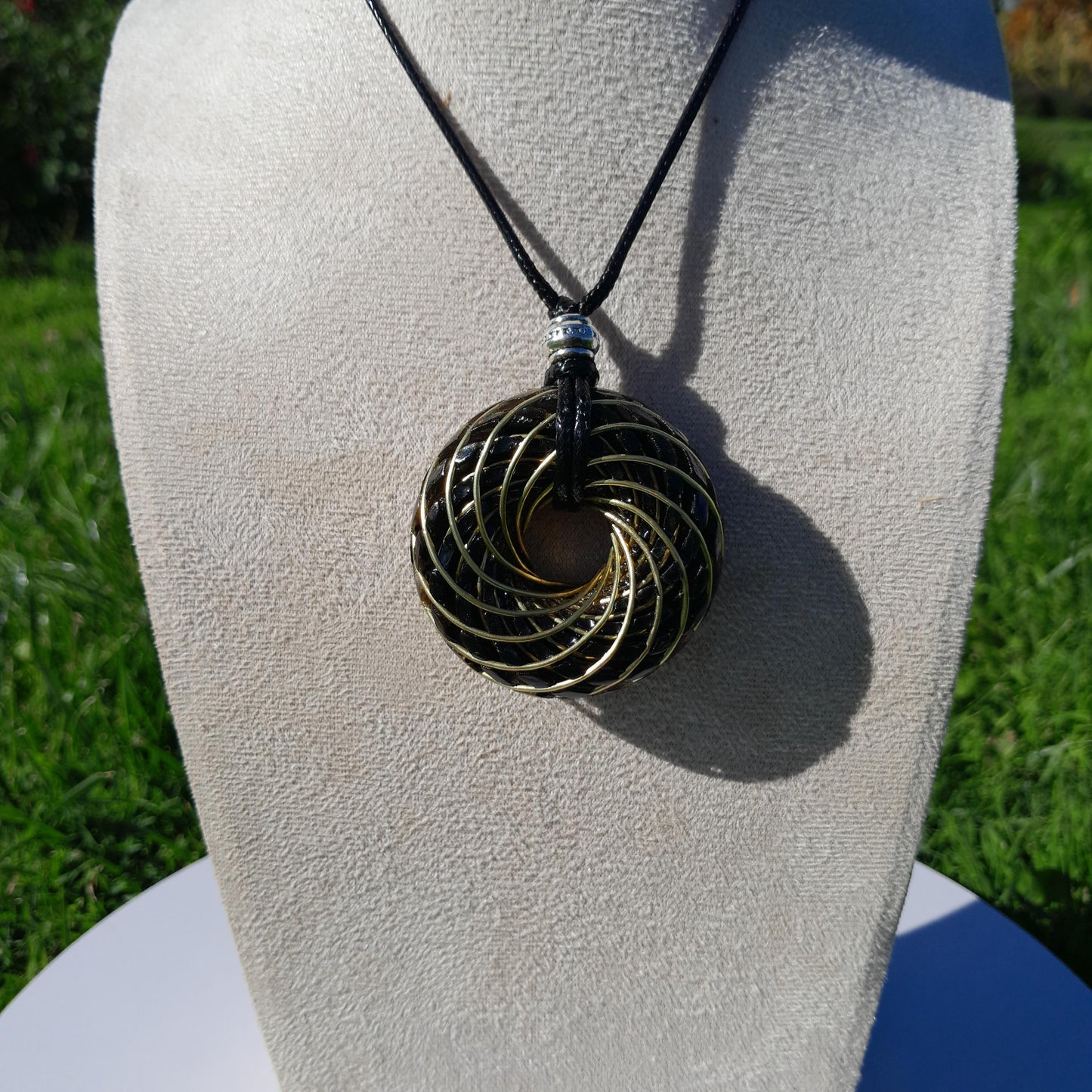 Bobina Torus Rodin con Shungit- Cobre Bañado en Oro de 14K- 50mm- Generador de Ondas de Vórtice
