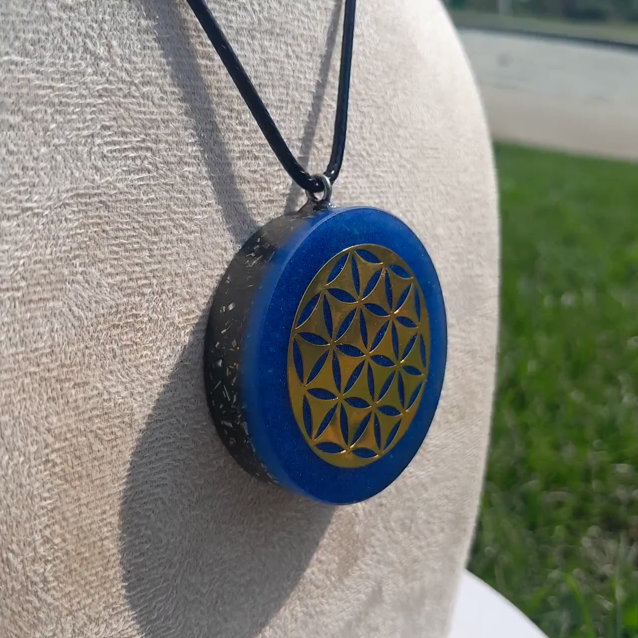 Colgante Orgonita Flor de la Vida Azul | Shungita- Protección 5G, EMF, Energía Orgone, Hecho a Mano