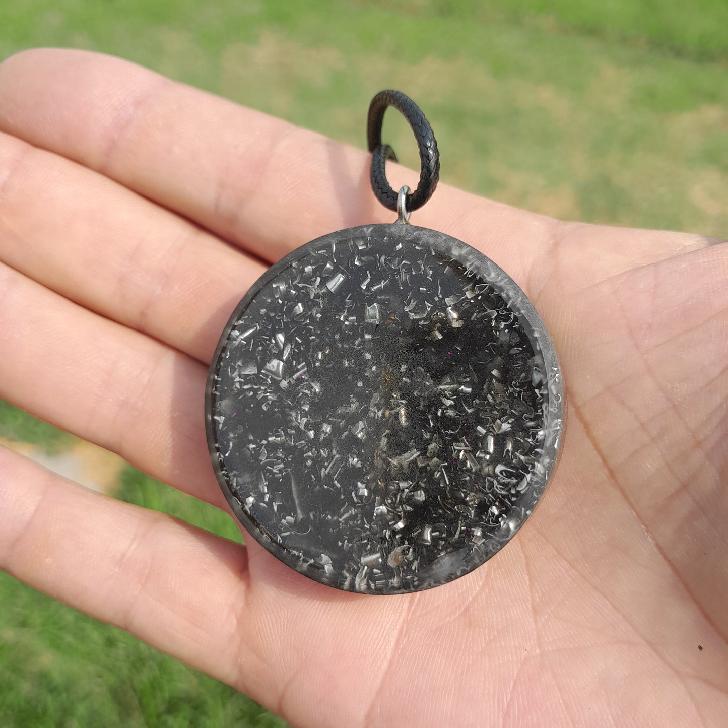 Colgante de Orgonita Estrella de 6 puntas Negro con Shungita