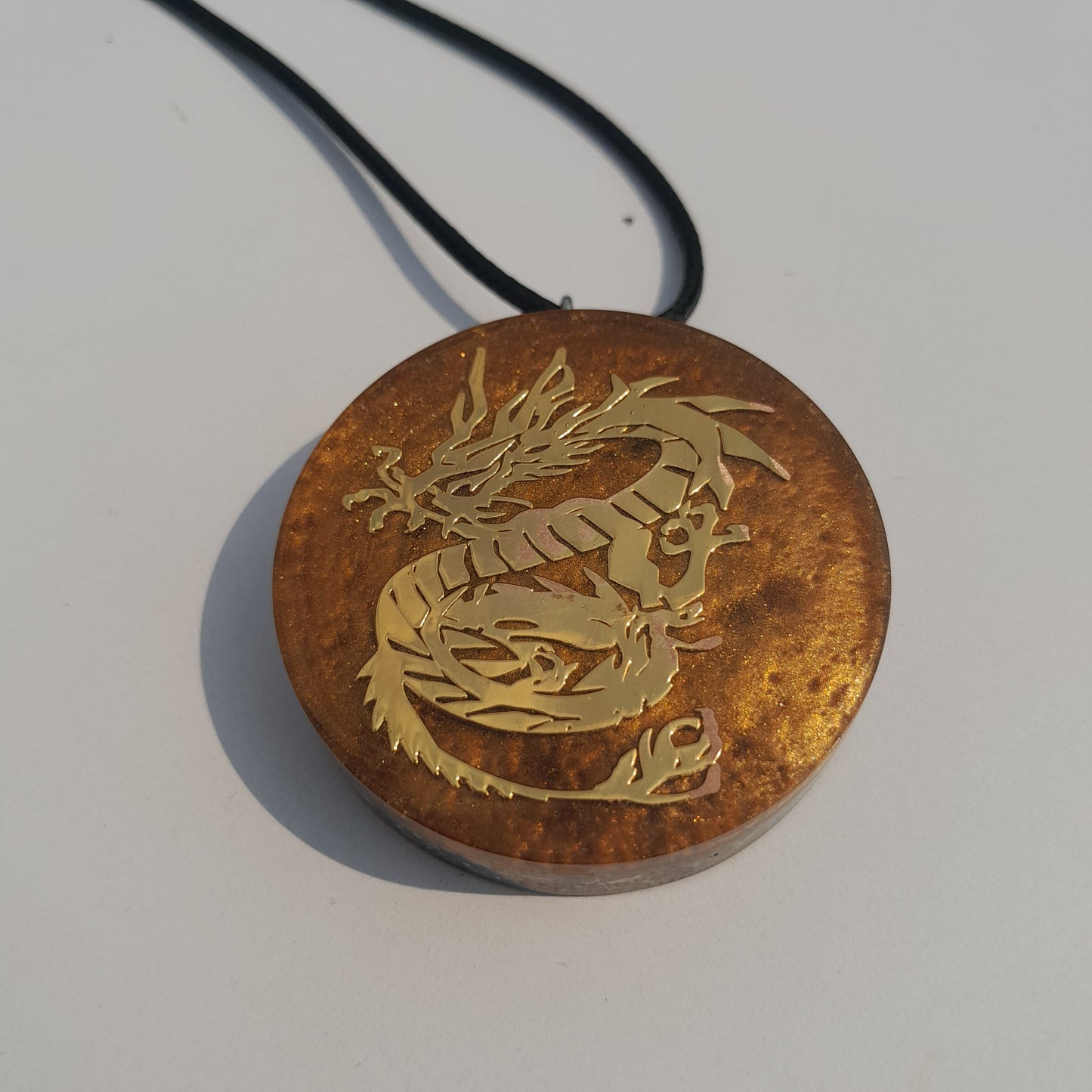Colgante de Orgonita Dragón de Poder con Shungita