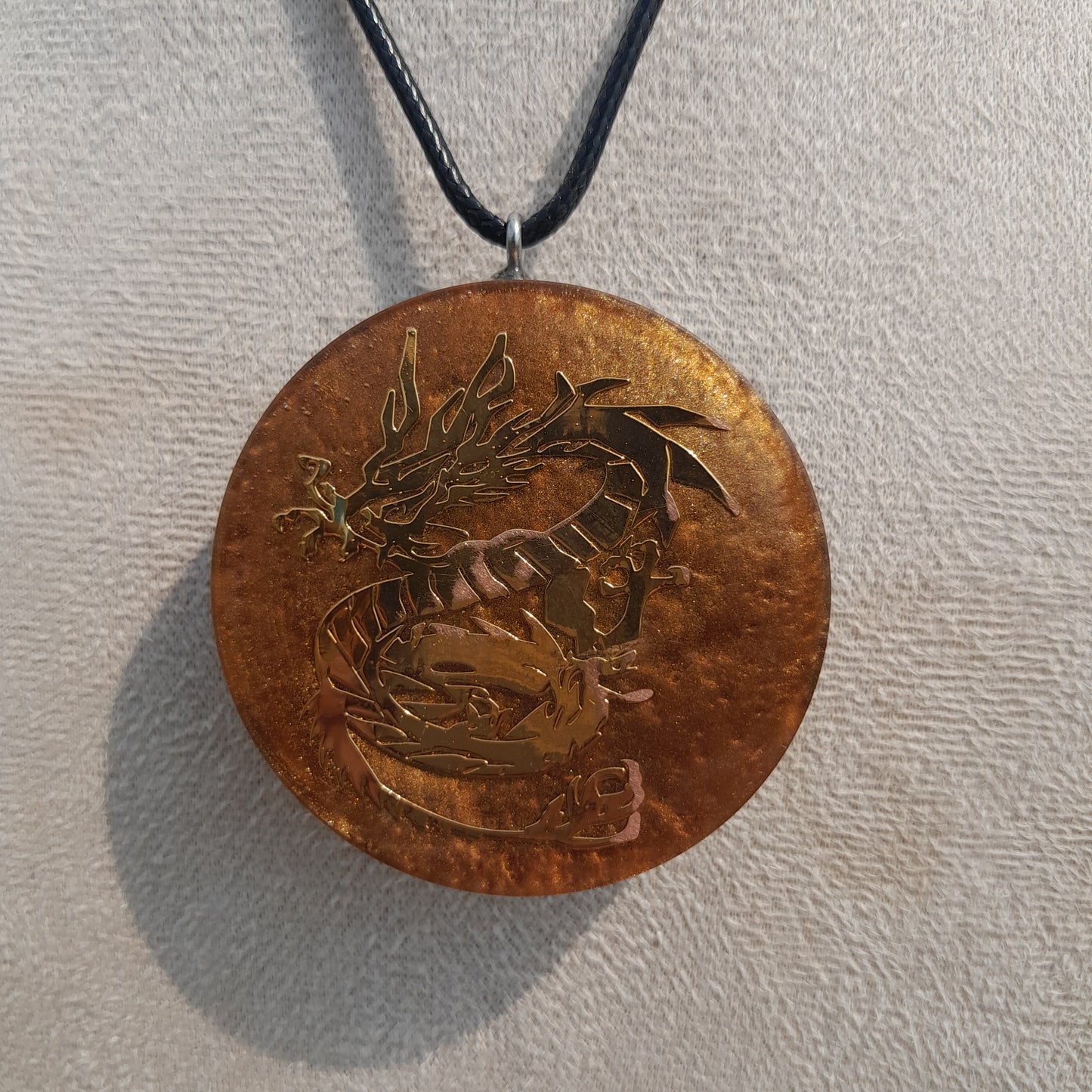 Colgante de Orgonita Dragón de Poder con Shungita