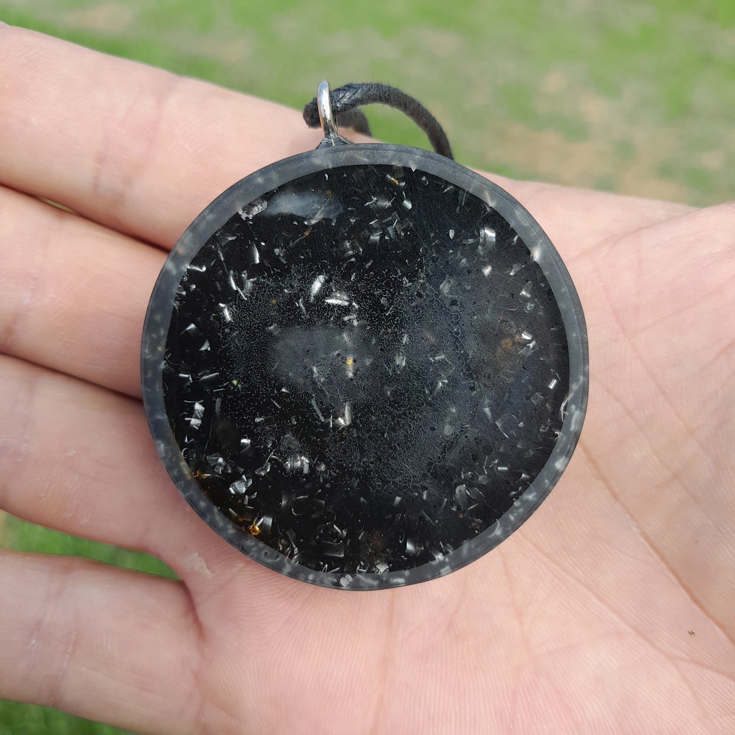 Colgante de Orgonita Estrella de 5 Puntas Verde con Shungita