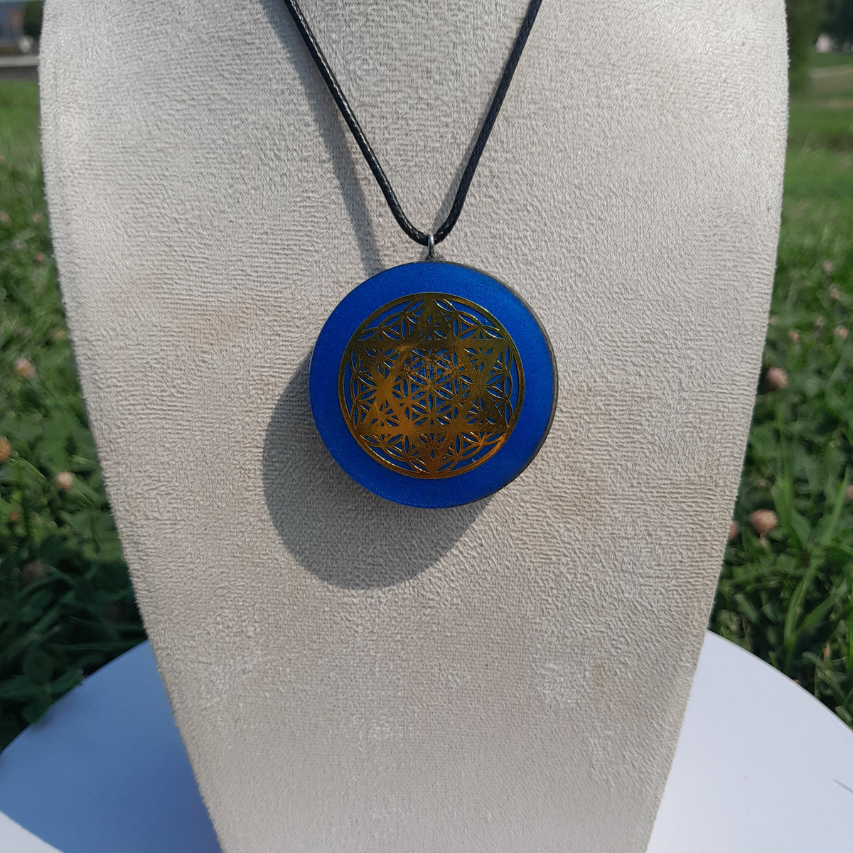 Colgante de Orgonita Flor de la Vida y Estrella de 6 Puntas