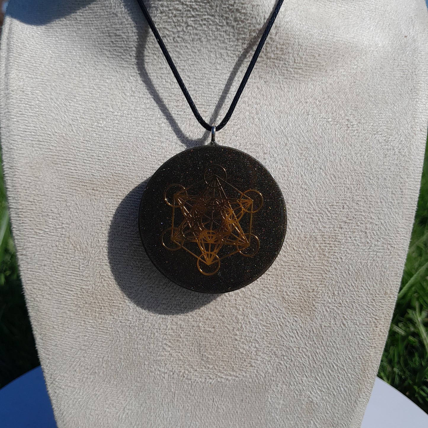 Colgante de Orgonita Metatron Marrón Oscuro con Shungita