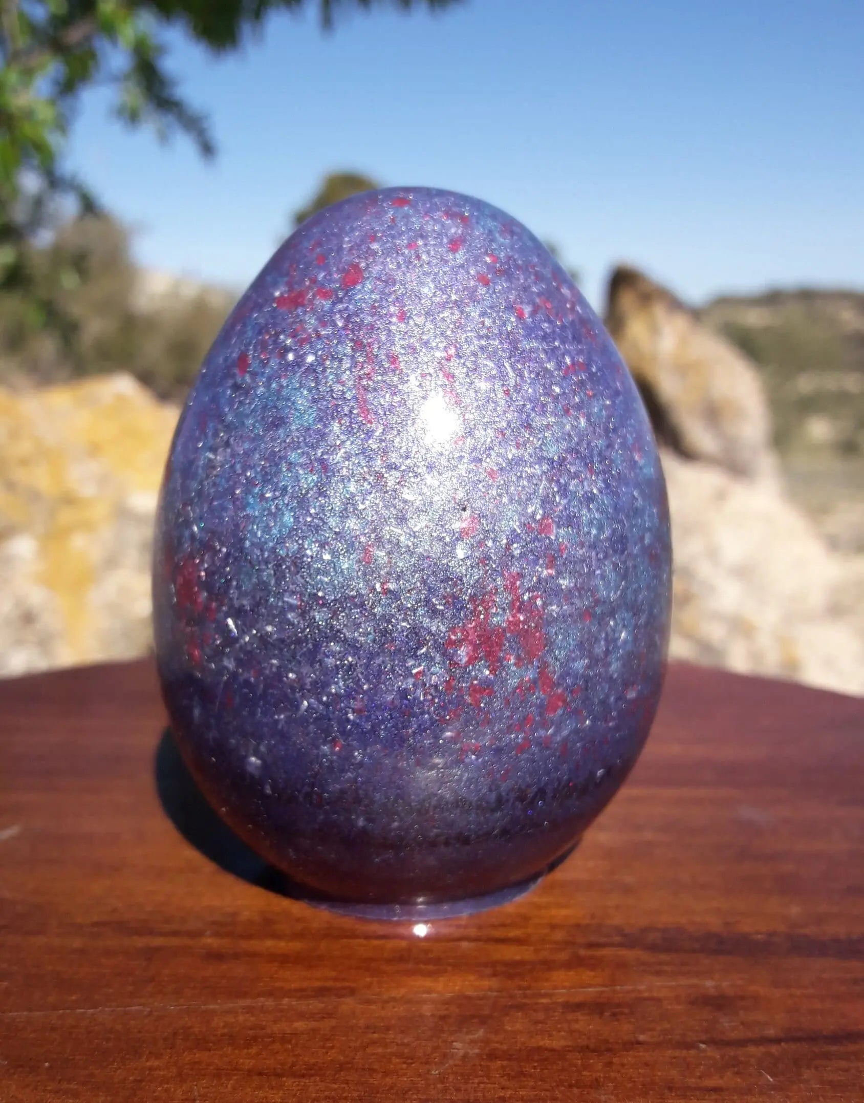 Huevo Orgonita con Shunguita- Aguas Azules y Rojas - mundoorgon