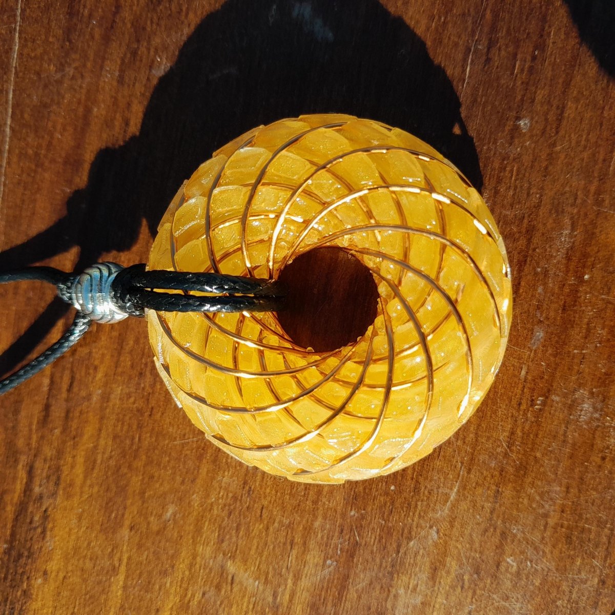 Bobina Rodin con Cuarzo Citrino - 50mm - Generador de Ondas de Vórtice - Mundo Orgon