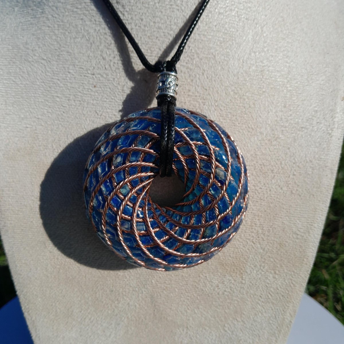 Bobina Torus de Rodin Chips de Lapislázuli - 62mm - Generador de Ondas de Vórtice - Mundo Orgon