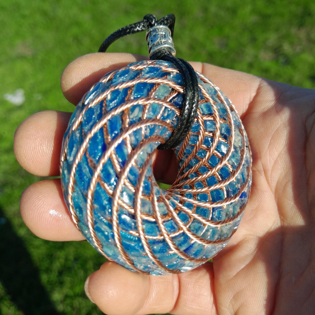 Bobina Torus de Rodin Chips de Lapislázuli - 62mm - Generador de Ondas de Vórtice - Mundo Orgon