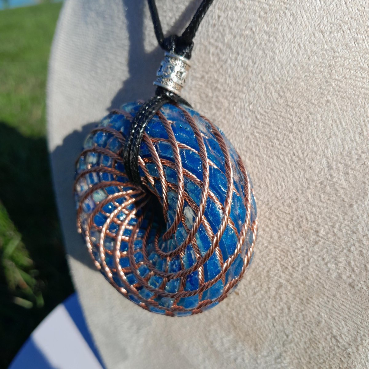 Bobina Torus de Rodin Chips de Lapislázuli - 62mm - Generador de Ondas de Vórtice - Mundo Orgon