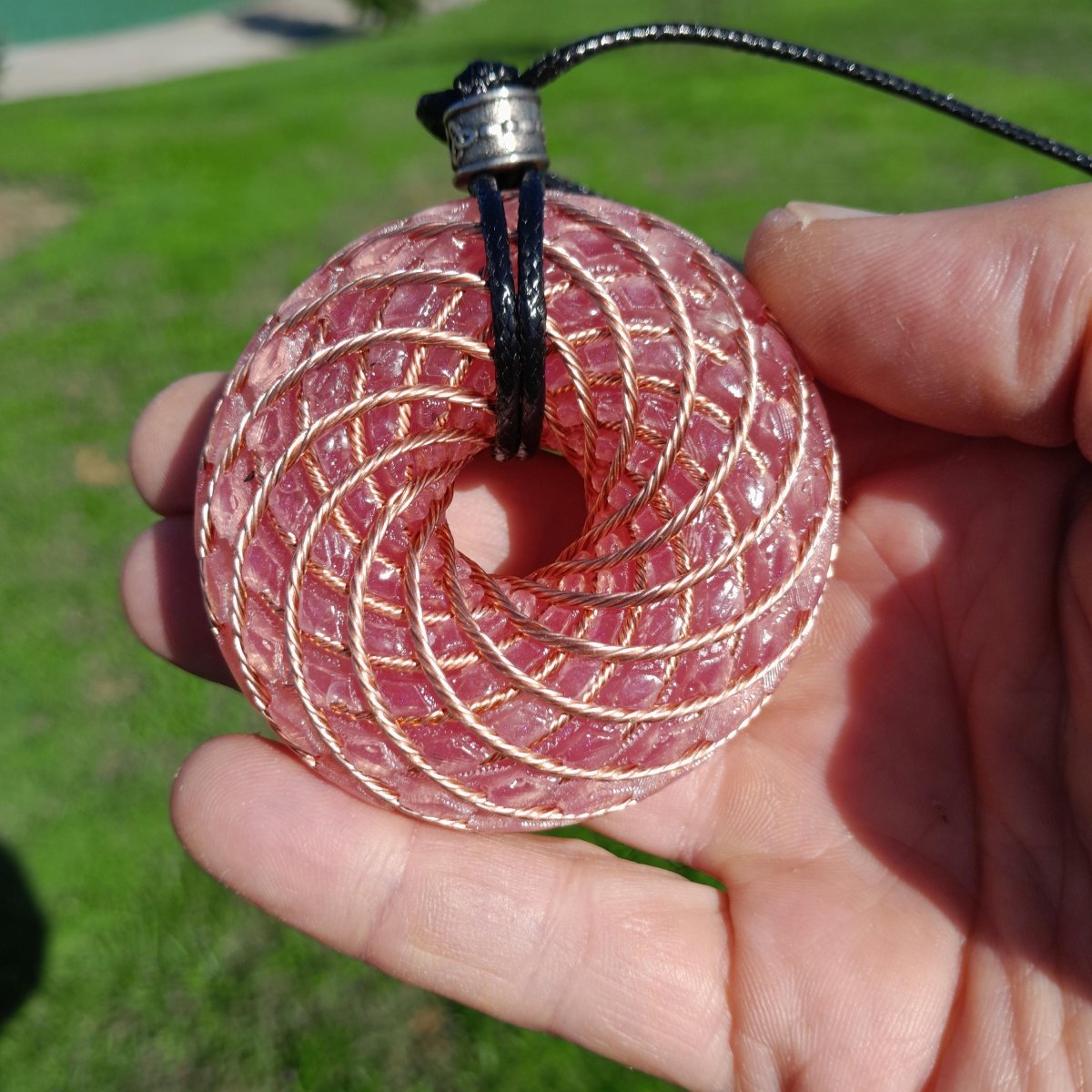 Bobina Torus de Rodin con Cuarzo Rosa - 62mm - Generador de Ondas de Vórtice - Mundo Orgon
