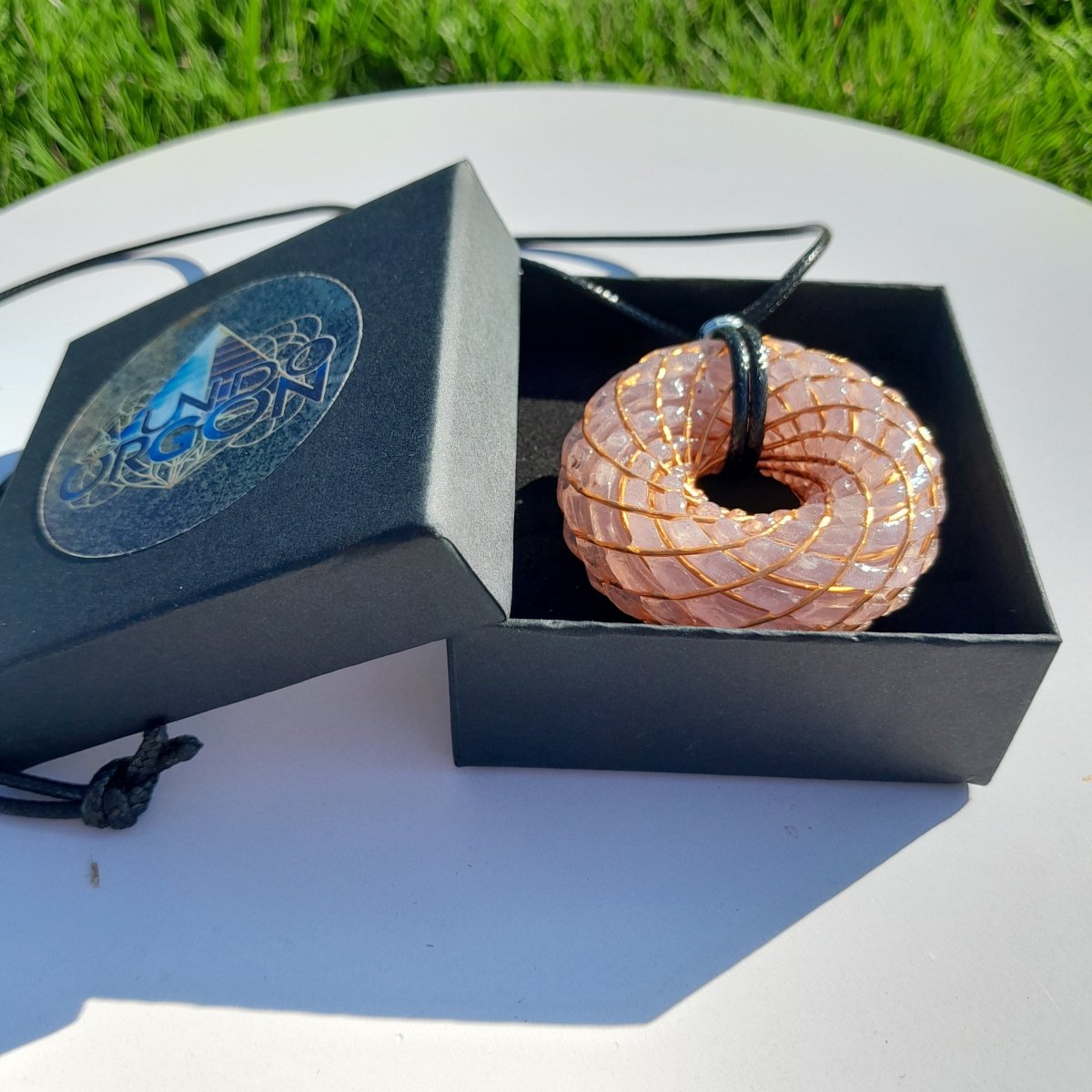 Bobina Torus Rodin con Amatistas - 50mm - Generador de Ondas de Vórtice - Mundo Orgon LTD