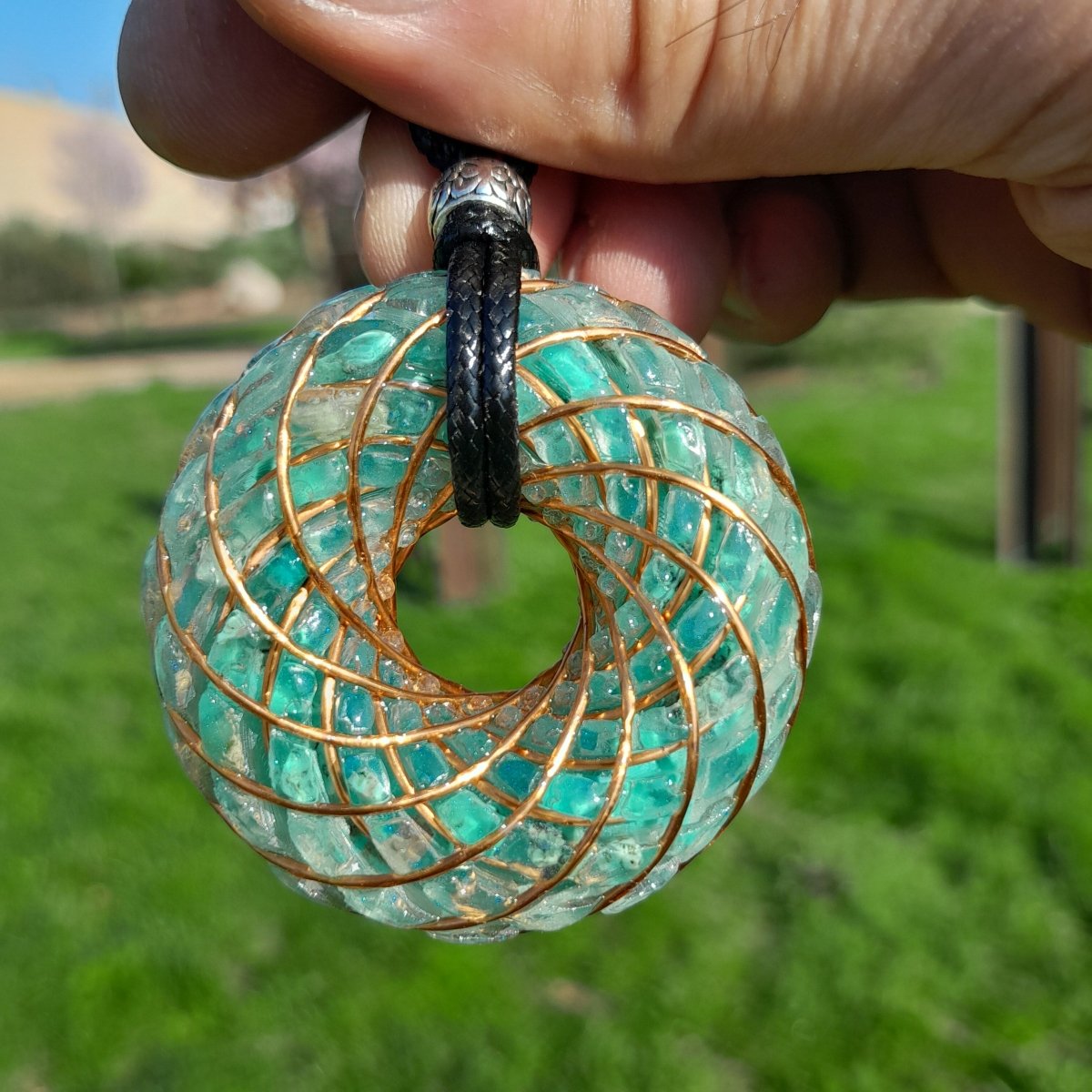 Bobina Torus Rodin con Chips de Turquesa - 50mm - Mundo Orgon LTD