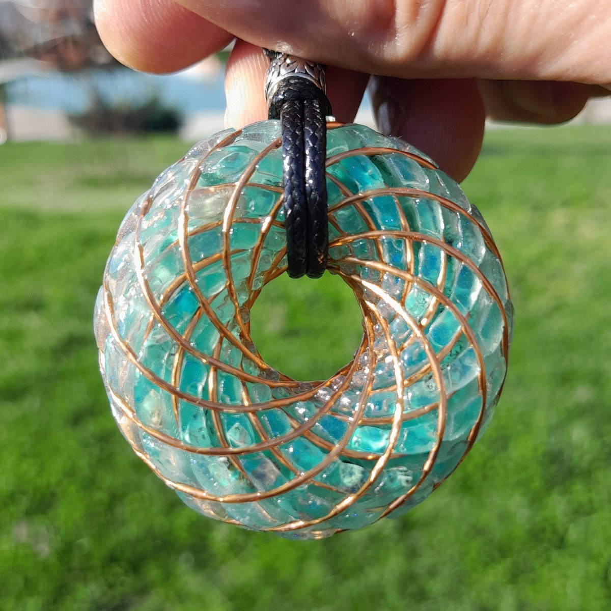 Bobina Torus Rodin con Chips de Turquesa - 50mm - Mundo Orgon LTD