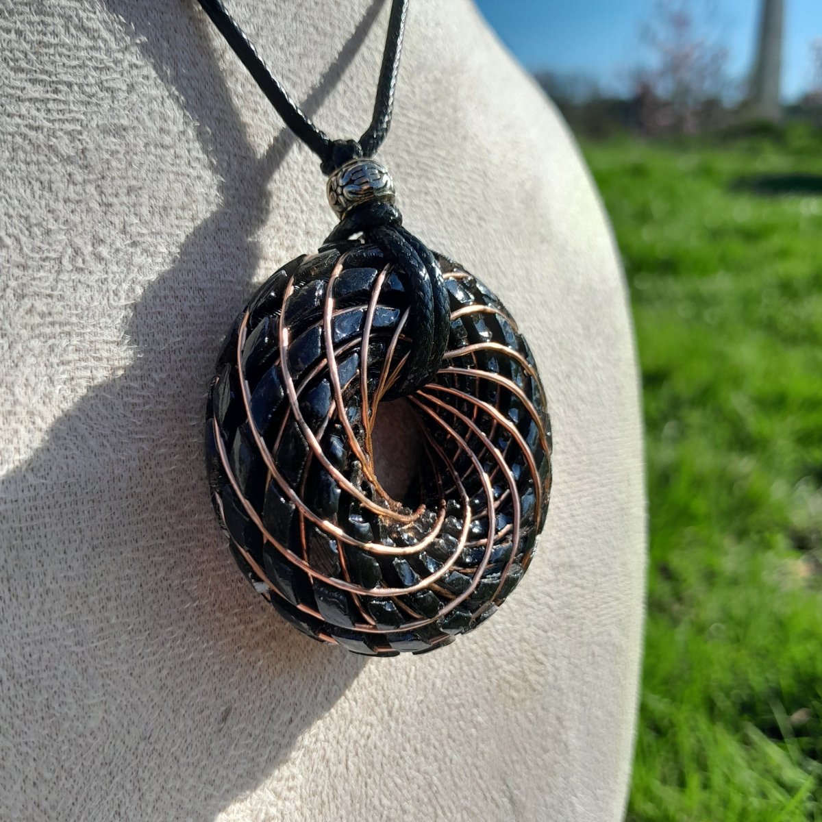 Bobina Torus Rodin con Shungita - 50mm - Generador de Ondas de Vórtice - Mundo Orgon LTD