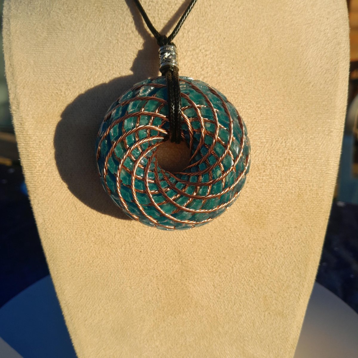 Colgante Bobina Rodin con Amazonita Azul 62 mm - Mundo Orgon