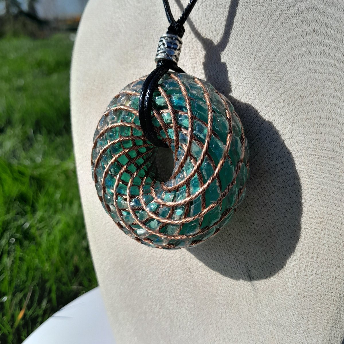 Colgante Bobina Rodin con Turquesa Azul 62 mm - Mundo Orgon LTD