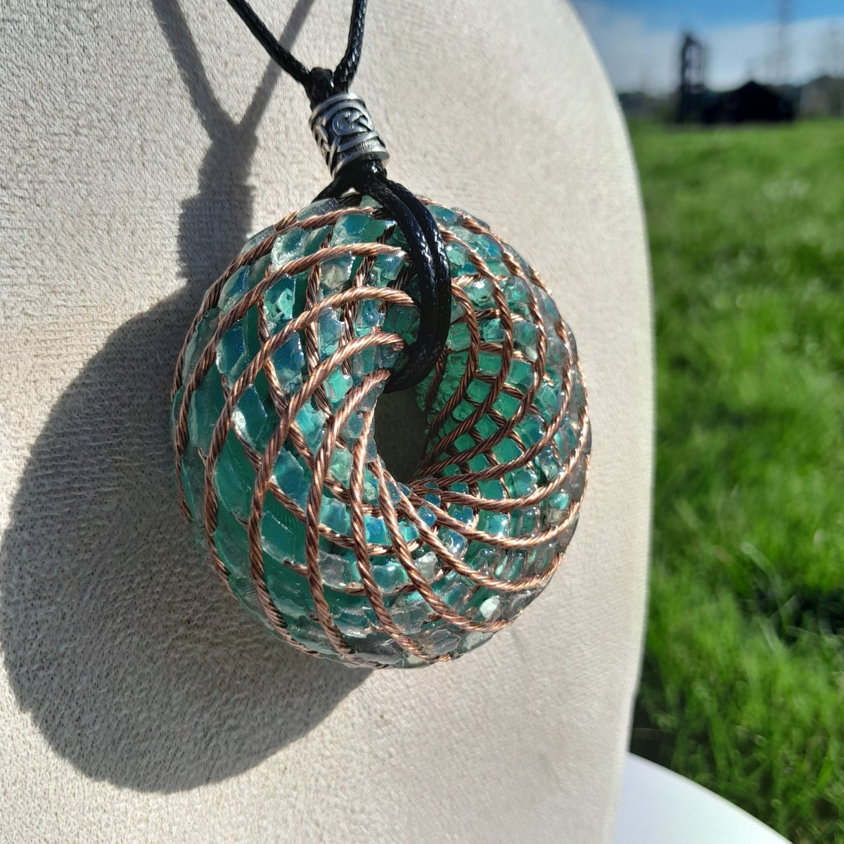 Colgante Bobina Rodin con Turquesa Azul 62 mm - Mundo Orgon LTD