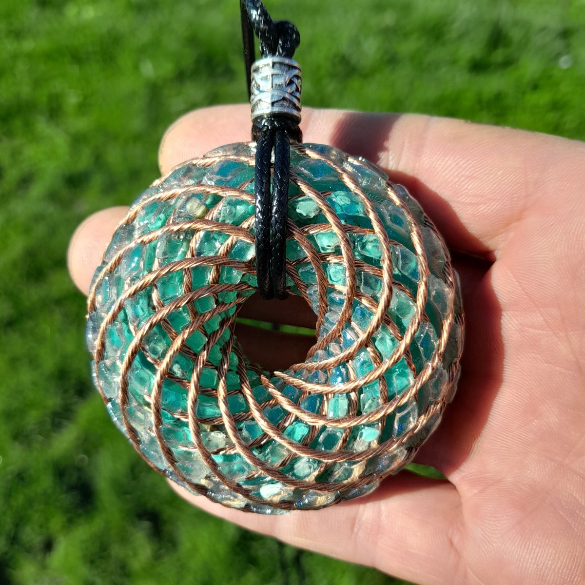 Colgante Bobina Rodin con Turquesa Azul 62 mm - Mundo Orgon LTD