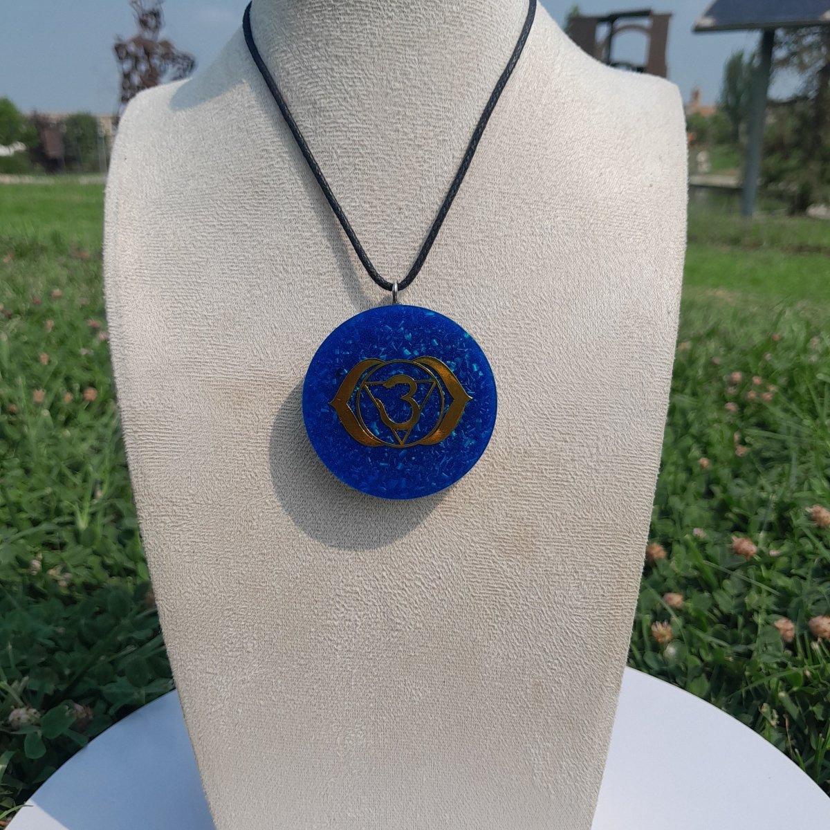 Colgante de Orgonita Chakra del Corazón con Shungita - Mundo Orgon LTD