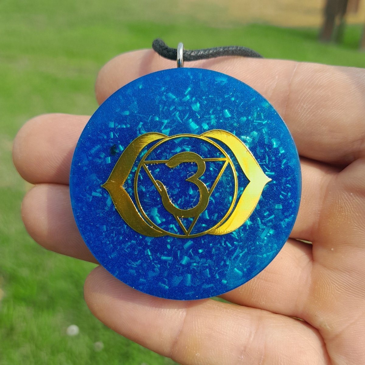 Colgante de Orgonita Chakra del Corazón con Shungita - Mundo Orgon LTD