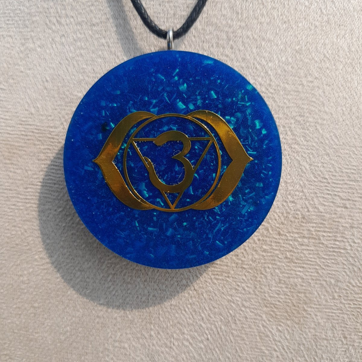 Colgante de Orgonita Chakra del Corazón con Shungita - Mundo Orgon LTD