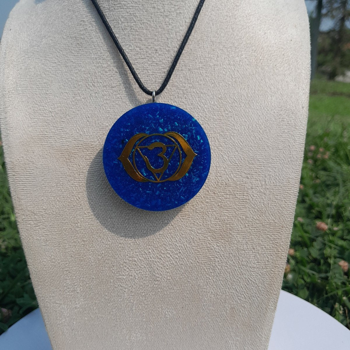 Colgante de Orgonita Chakra del Corazón con Shungita - Mundo Orgon LTD